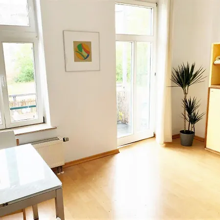 شقة Schoene, Ruhige Zweiraumwohnung Im Angesagten Altlindenau *